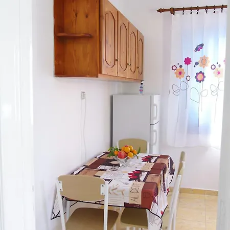 بيت للعطل Garden House أمارنثوس
