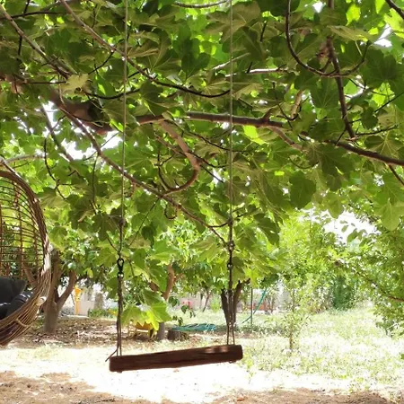 بيت للعطل Garden House *